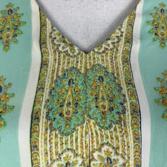 Rose + Olive Blouse Tank size Medium Mint Green Gold Paisley Pleated Sheer Boho - Picture 5 of 10